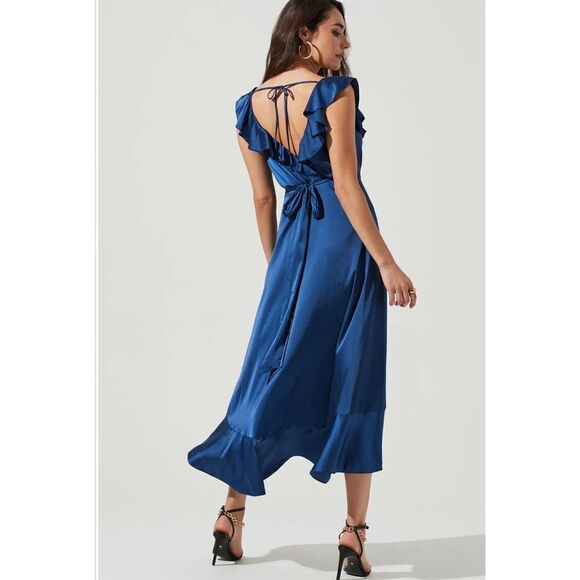 ASTR The Label Women's Wilshire Ruffle Open Back Midi Dress Navy Size Small NWT - Picture 2 of 11